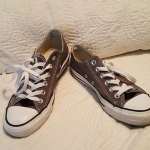 Converse chucks